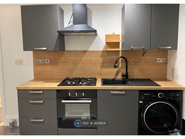 2 Bedroom Maisonette To Rent In Leicester Road, Croydon, CR0