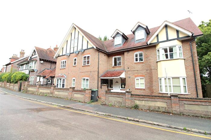 1 Bedroom Flat To Rent In Downs Road, Luton, Bedfordshire, LU1