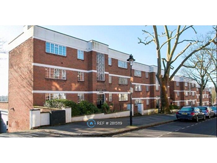 2 Bedroom Flat To Rent In Parliament Court, London, NW3