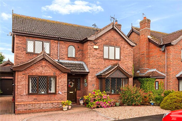 4 Bedroom Detached House For Sale In Woodland View, Barnetby, North Lincolnshire, DN38