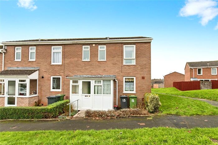 3 Bedroom End Of Terrace House For Sale In Badon Close, Exeter, Devon, EX4