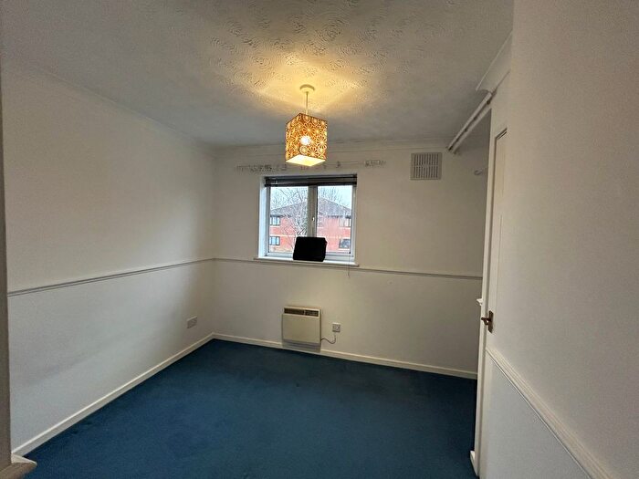 1 Bedroom Flat For Sale In Flat, Oakley Court, Churchill Close, Dartford, Kent, DA1