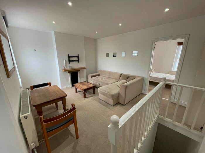 1 Bedroom Flat To Rent In Theodora Street, Roath, Cardiff, CF24