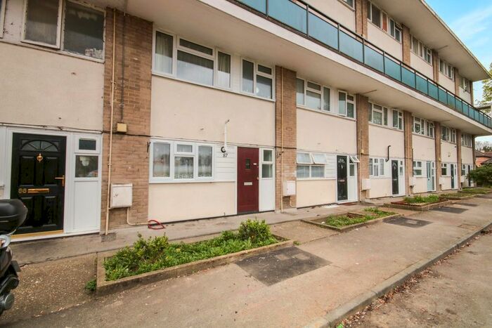 2 Bedroom Maisonette To Rent In Northbrooks, Harlow, CM19