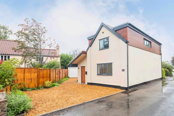 3 Bedroom Property To Rent In Holly Cottage, Church Lane, Flax Bourton, BS48