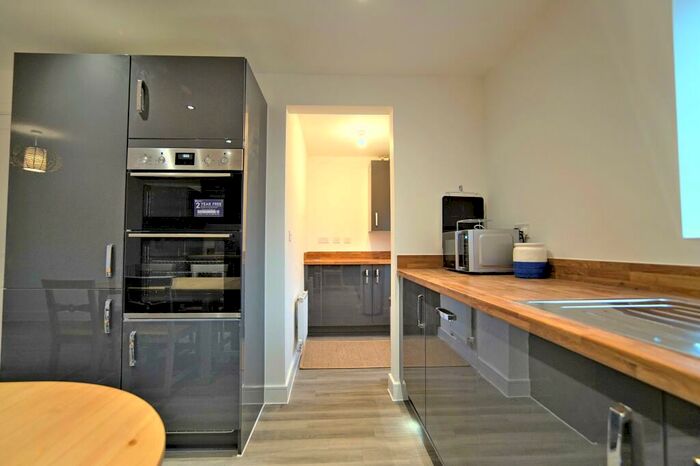 6 Bedroom Detached House To Rent In Slade Baker Way, Stoke Gifford, Bristol, BS16