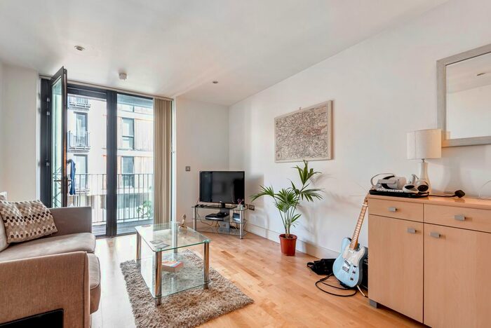 1 Bedroom Flat To Rent In City Walk, London, SE1