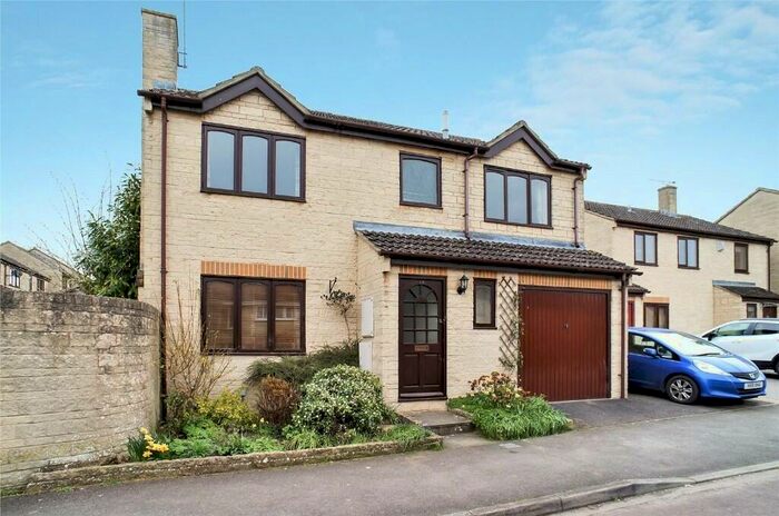 4 Bedroom Detached House To Rent In Brookfield, Highworth, SN6