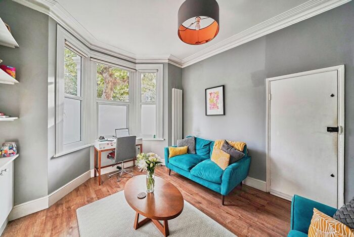 2 Bedroom Flat For Sale In Bolton Road, London, London, E15
