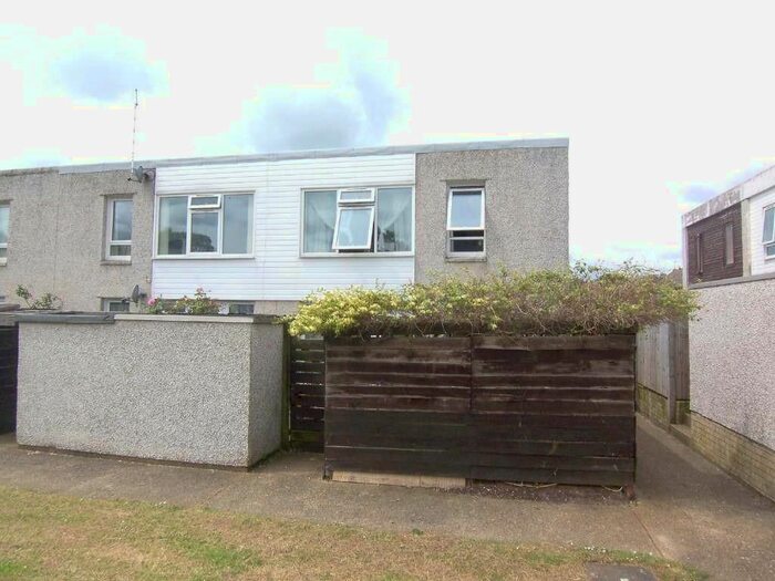 1 Bedroom Maisonette To Rent In Fleetwood Close, Tadworth, KT20