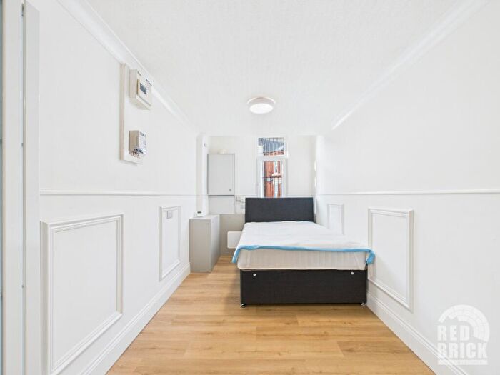 1 Bedroom Flat To Rent In Chester Street, Coundon, Coventry, CV1