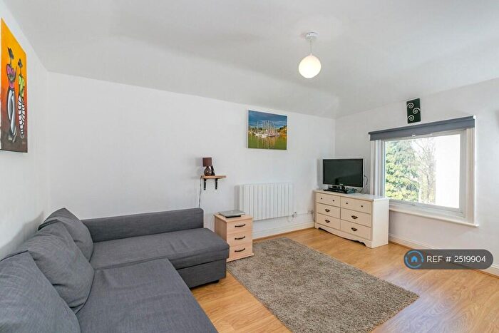 Studio To Rent In Endymion Road, London, N4
