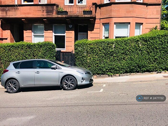 3 Bedroom Flat To Rent In Great George Street, Glasgow, G12