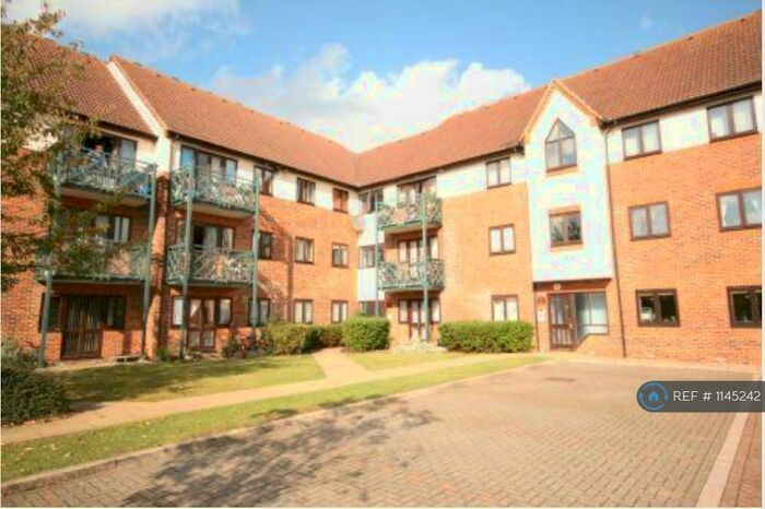 1 Bedroom Flat To Rent In Langley, Slough, SL3