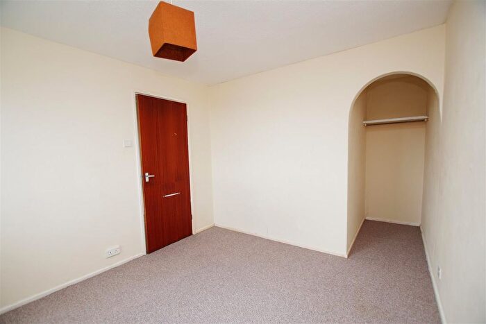 1 Bedroom Maisonette To Rent In The Heights, Old Town, Swindon, SN1