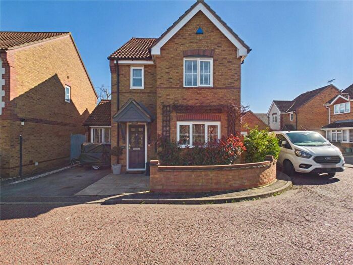 3 Bedroom Detached House For Sale In Thracian Close, Colchester, CO2