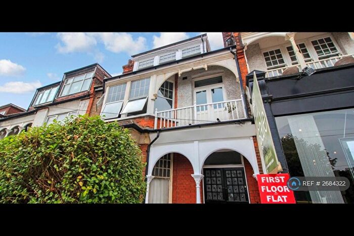1 Bedroom Flat To Rent In Station Road, Westcliff-On-Sea, SS0