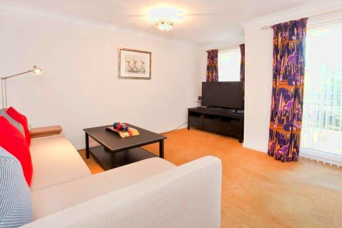 2 Bedroom Flat To Rent In Riverside Lodge, York, YO23