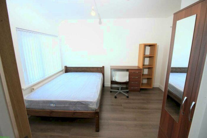 6 Bedroom Terraced House To Rent In Severn Road, Coventry, West Midlands, CV1