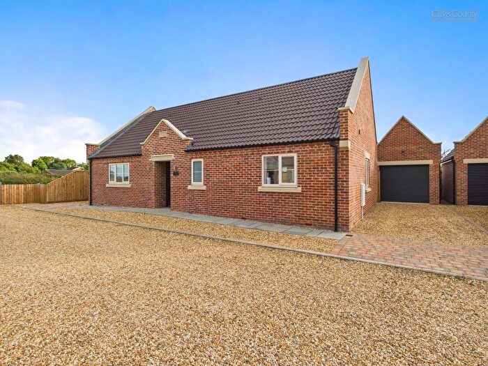 3 Bedroom Detached Bungalow For Sale In Hillgate, Gedney Hill, PE12