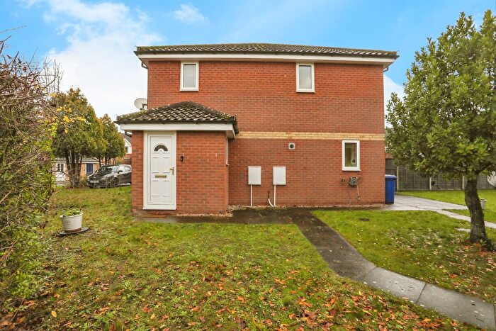 3 Bedroom Semi-Detached House For Sale In Durham Close, Bury St. Edmunds, IP32