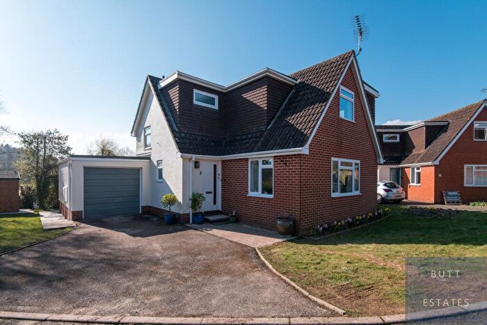 3 Bedroom Detached House For Sale In Orchard Close, Newton Poppleford, Sidmouth, EX10