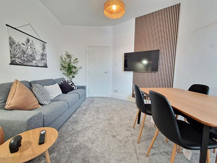 5 Bedroom Property For Sale In Saltwell Road, Gateshead, NE8