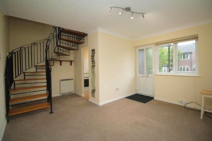 1 Bedroom Cluster House To Rent In Pennine Close, Shepshed, LE12