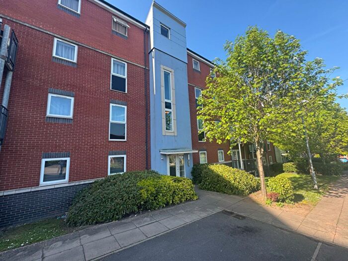 2 Bedroom Flat For Sale In Kinsey Road, Smethwick, B66