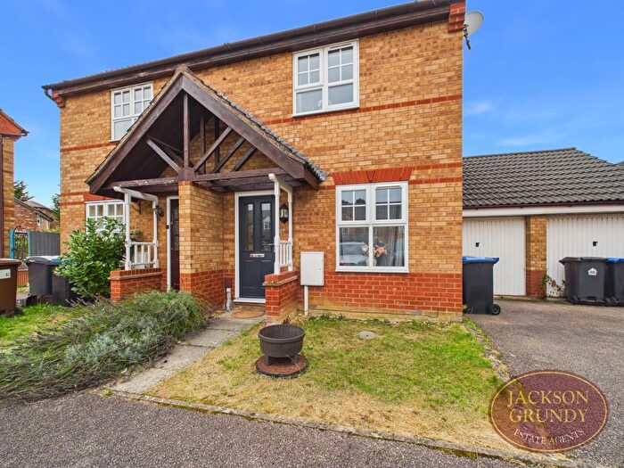 2 Bedroom Semi Detached House To Rent In Muncaster Gardens, East Hunsbury, NN4