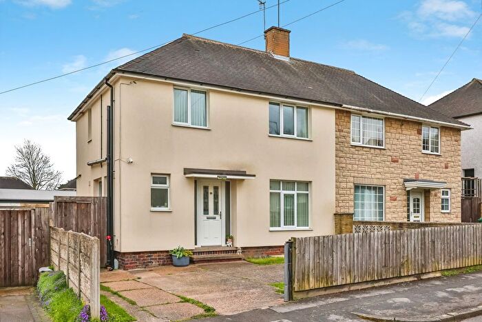 3 Bedroom Semi Detached House For Sale In Bransdale Road, Nottingham, Nottinghamshire, NG11
