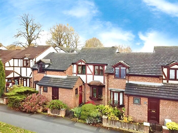 3 Bedroom Terraced House For Sale In Coventry Road, Hinckley, Leicestershire, LE10