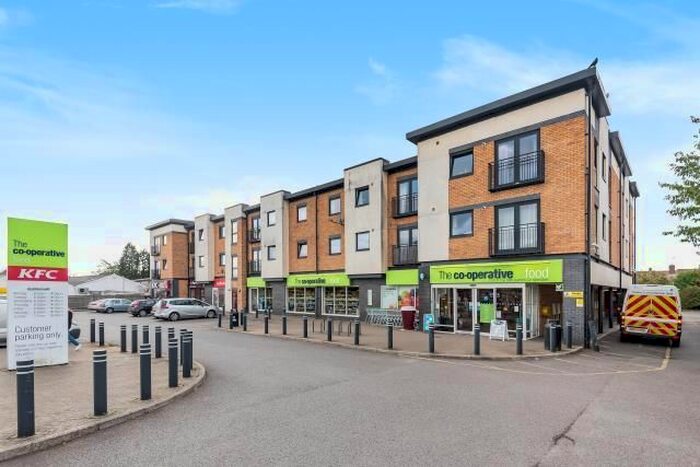 2 Bedroom Flat To Rent In Buckingham Road, Audley House, OX26