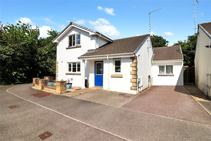 3 Bedroom Detached House For Sale In Meadow Brook, Roundswell, Barnstaple, EX31