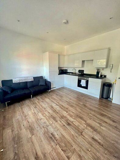 1 Bedroom Flat To Rent In Walpole Road, Boscombe, Bournemouth, BH1