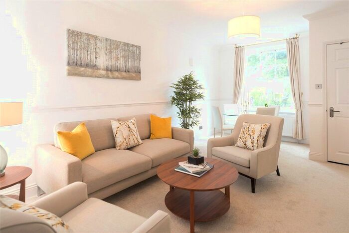 1 Bedroom Flat To Rent In The Old Vicarage, Bennett Street, W4