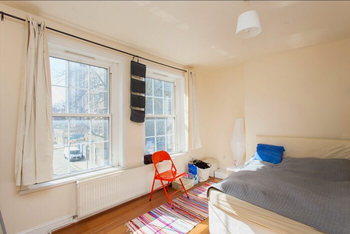 2 Bedroom Link Detached House To Rent In Cranleigh Street, NW1