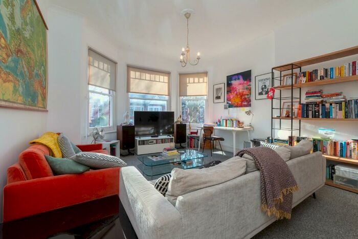 1 Bedroom Flat To Rent In Dartmouth Road, London, NW2