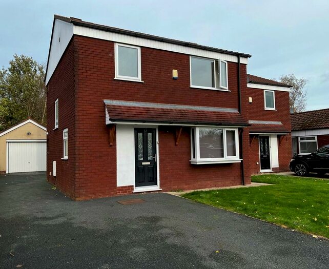 3 Bedroom Semi-Detached House To Rent In Meadowfield, Fulwood, Preston, PR2