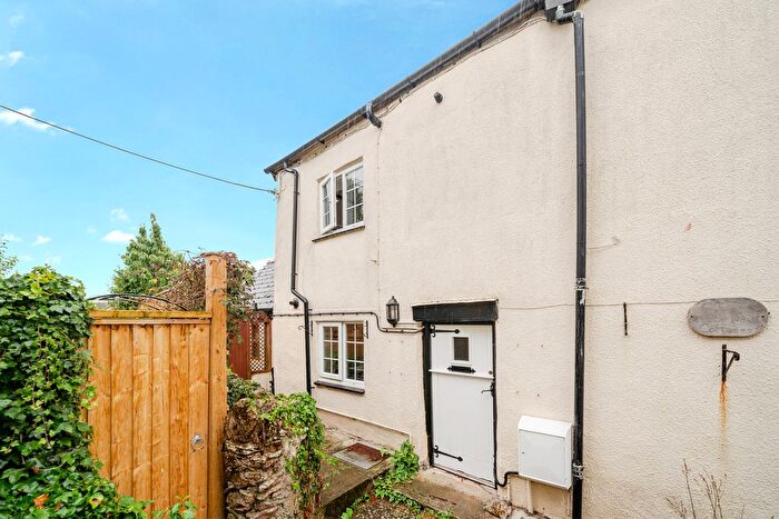 2 Bedroom Cottage For Sale In North View Cottages, Ipplepen, TQ12