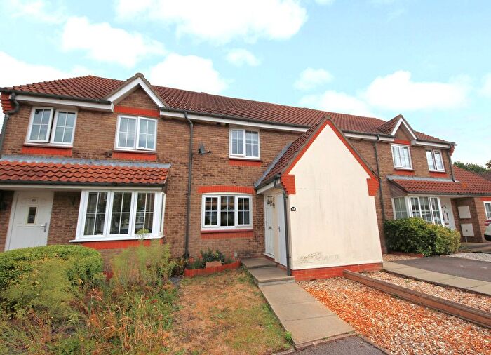2 Bedroom Terraced House For Sale In Martley Gardens, Hedge End, SO30