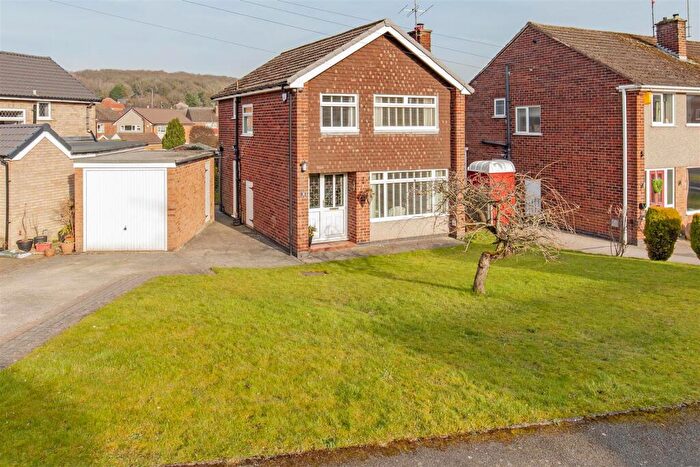 3 Bedroom Detached House For Sale In Belfit Drive, Wingerworth, Chesterfield, S42
