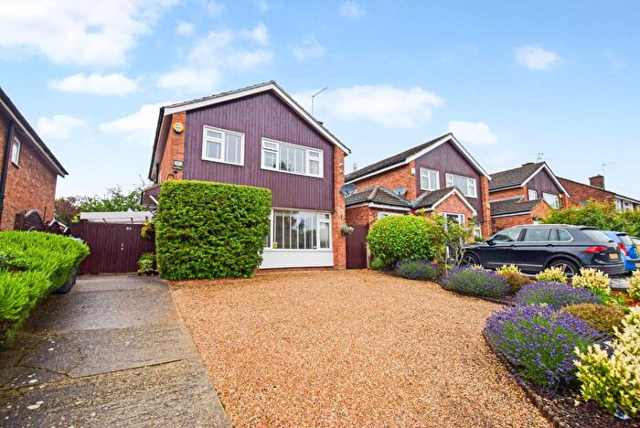 3 Bedroom Detached House For Sale In Nursery Road, Taplow, Maidenhead, SL6