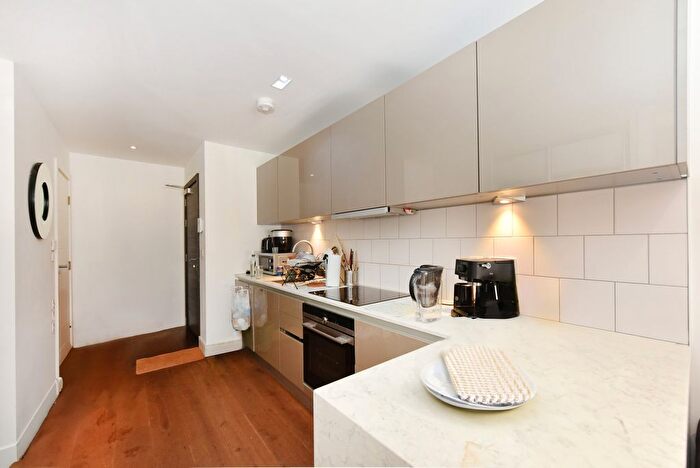 Studio For Sale In Westworth House, Down Place, Hammersmith, London, W6