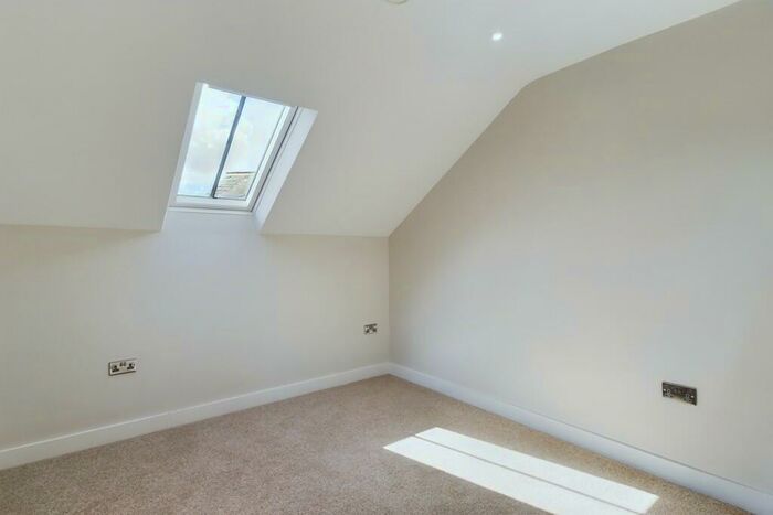 2 Bedroom Apartment To Rent In John Street, Carnforth, Lancashire, LA5