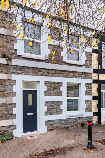 4 Bedroom Property To Rent In Bedford Street, Cathays, Cardiff, CF24