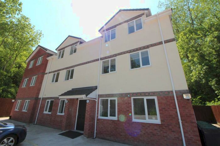2 Bedroom Apartment To Rent In Willow Drive, Llanmartin, NP18