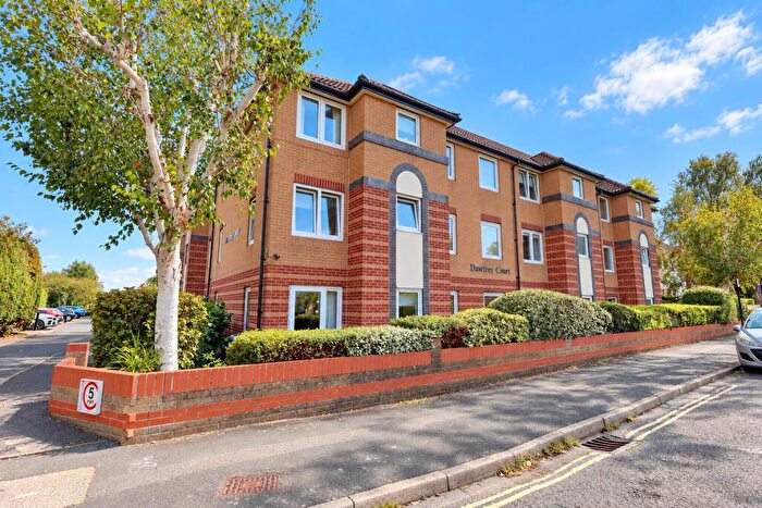 1 Bedroom Flat For Sale In Highfield, Southampton, SO17