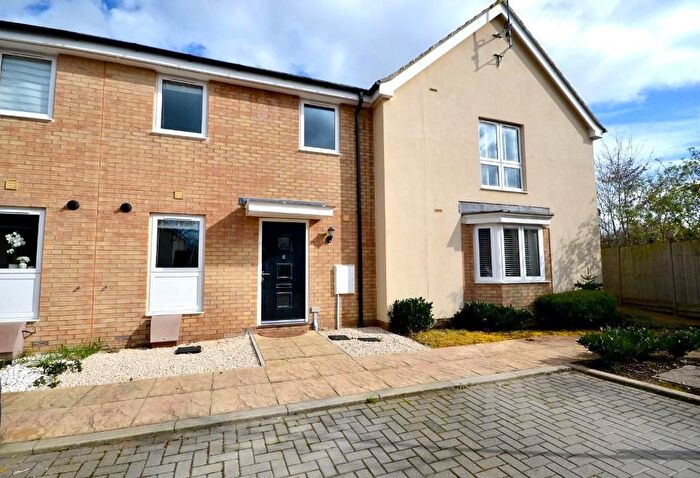 3 Bedroom Terraced House To Rent In Abigar Close, Whitehouse, Milton Keynes, Buckinghamshire, MK8