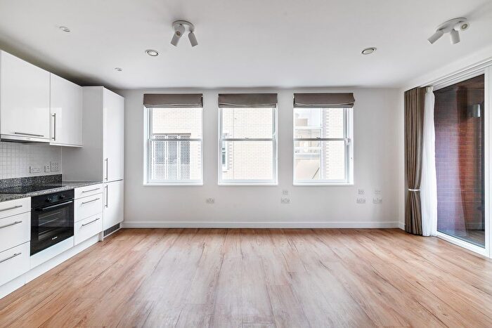 1 Bedroom Flat To Rent In Mercer Walk, London, WC2H